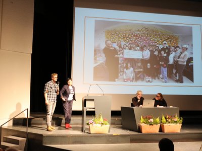 Gründonnerstag Caritas und Minis spenden für den Verein Knochenmarkspende