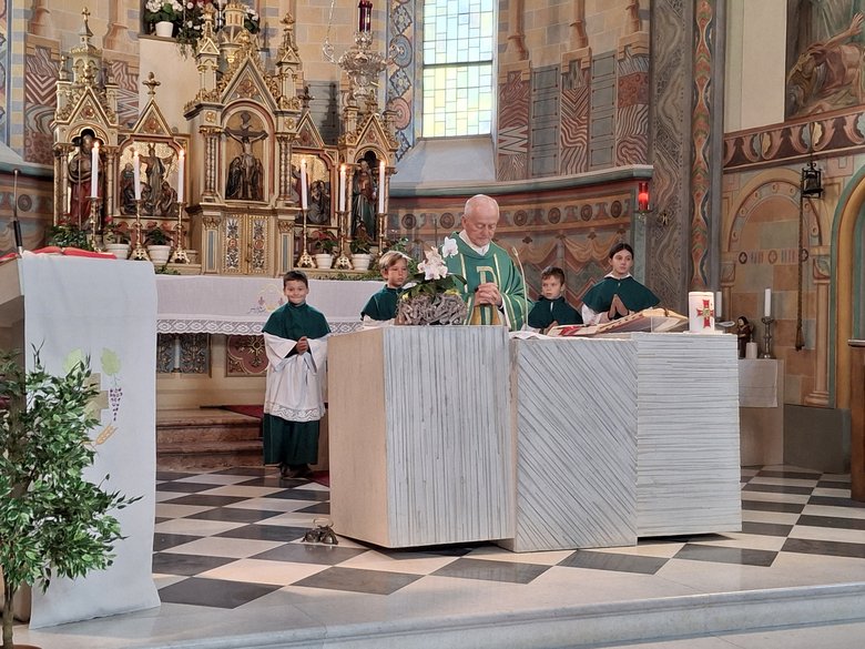 Die Pfarrei Franzensfeste Die Pfarrei Franzensfeste