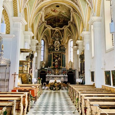 Kirche Schabs innen Die Pfarrei Schabs