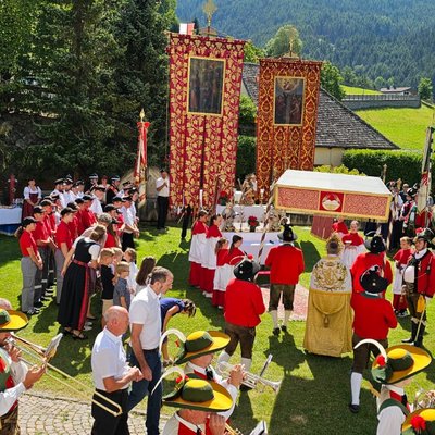 Die Pfarrei St. Andrä Die Pfarrei St. Andrä